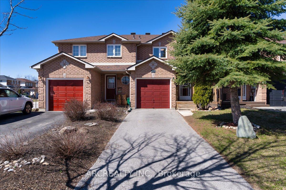 Photo 1 of 18 Silver Maple Crescent, Barrie, Holly — HOMEH