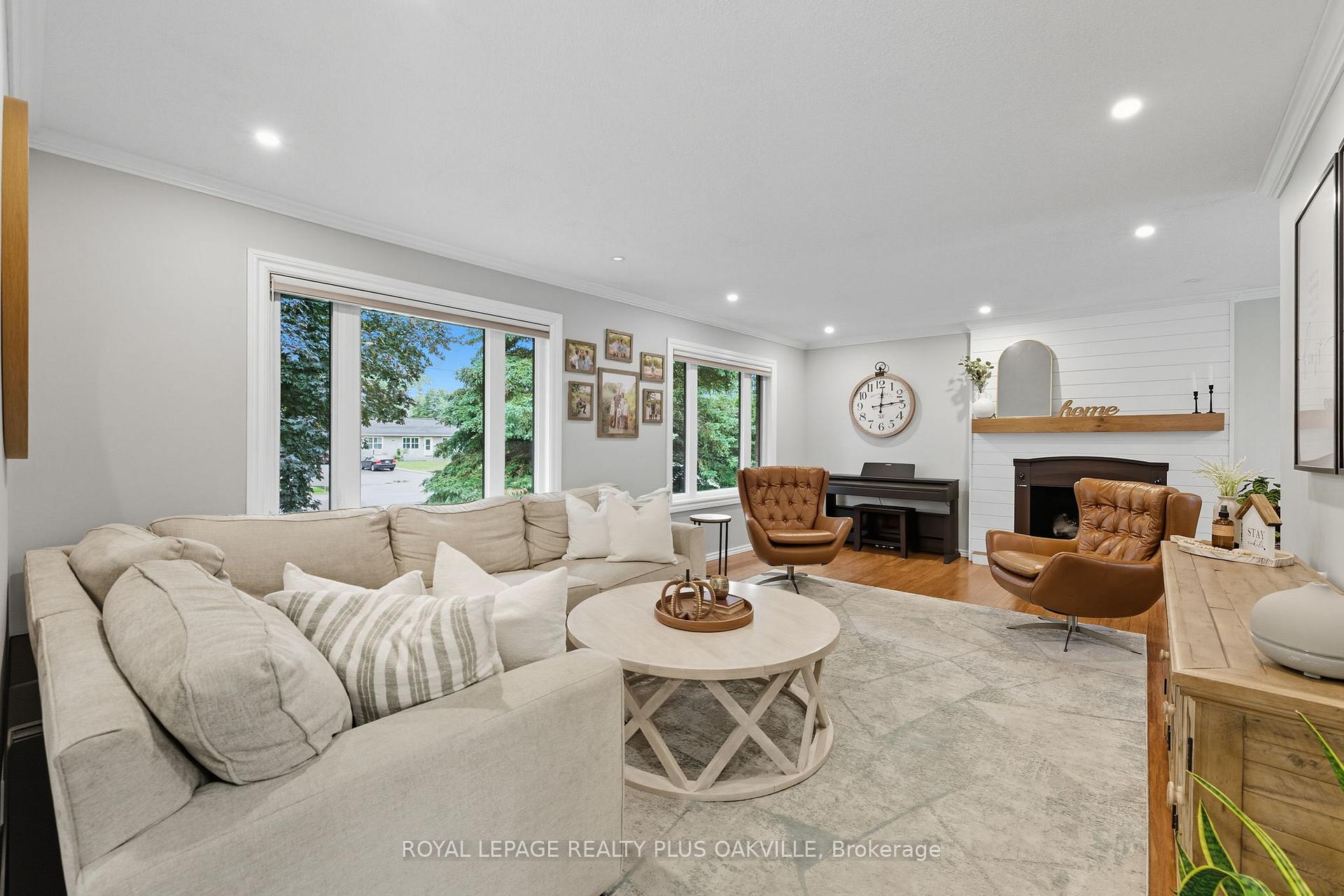 Photo 6 of 9904 Dickenson Road W, Hamilton, Rural Glanbrook — HOMEH