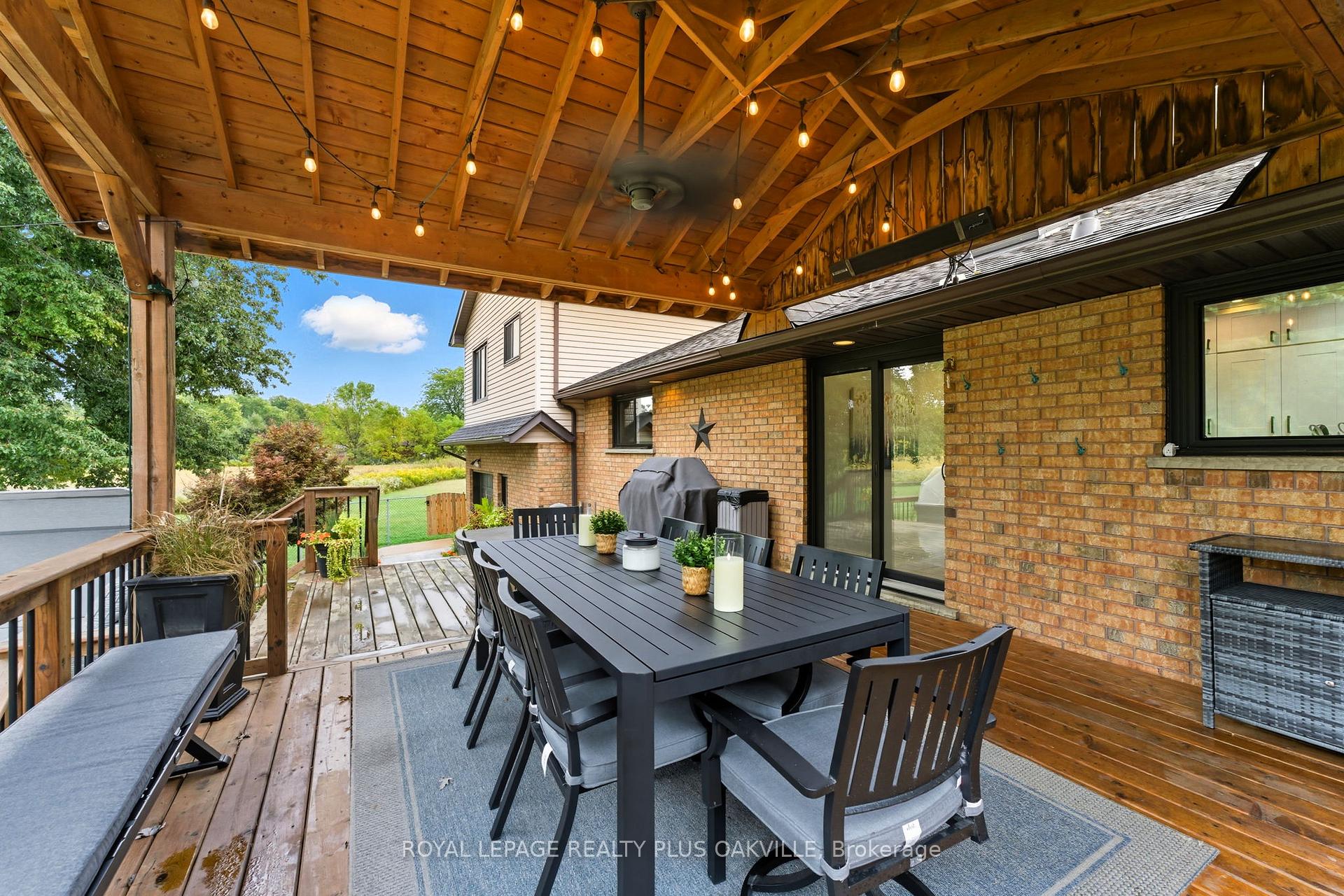 Photo 32 of 9904 Dickenson Road W, Hamilton, Rural Glanbrook — HOMEH