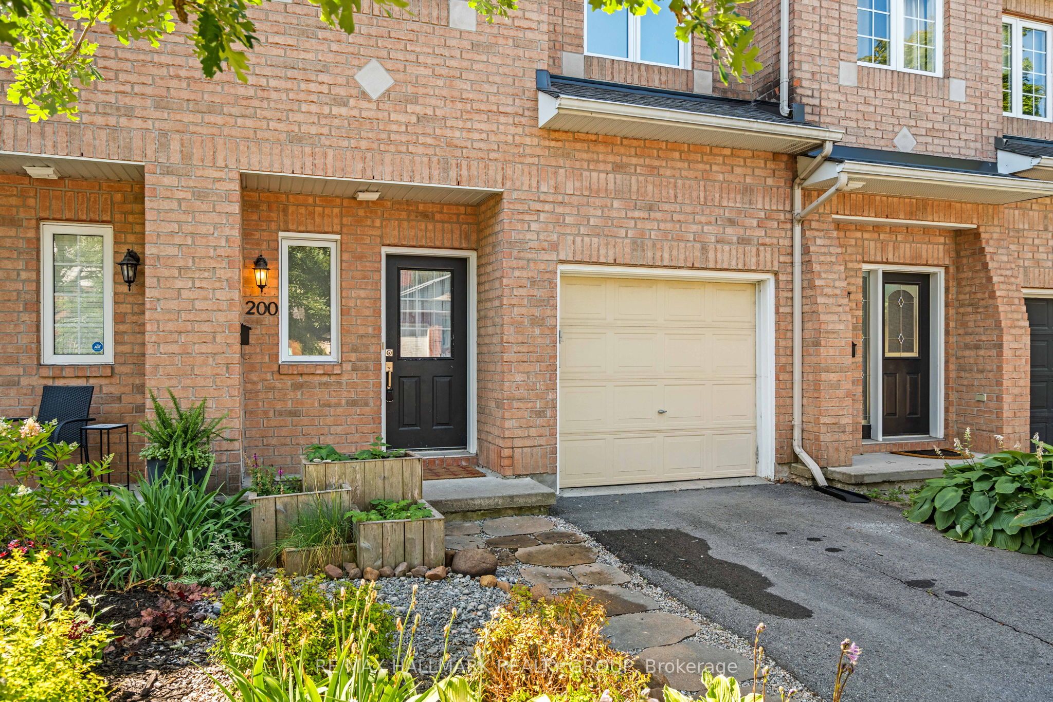 Photo 40 of 200 Glynn Avenue, Ottawa, Overbrook/Castle Heights — HOMEH