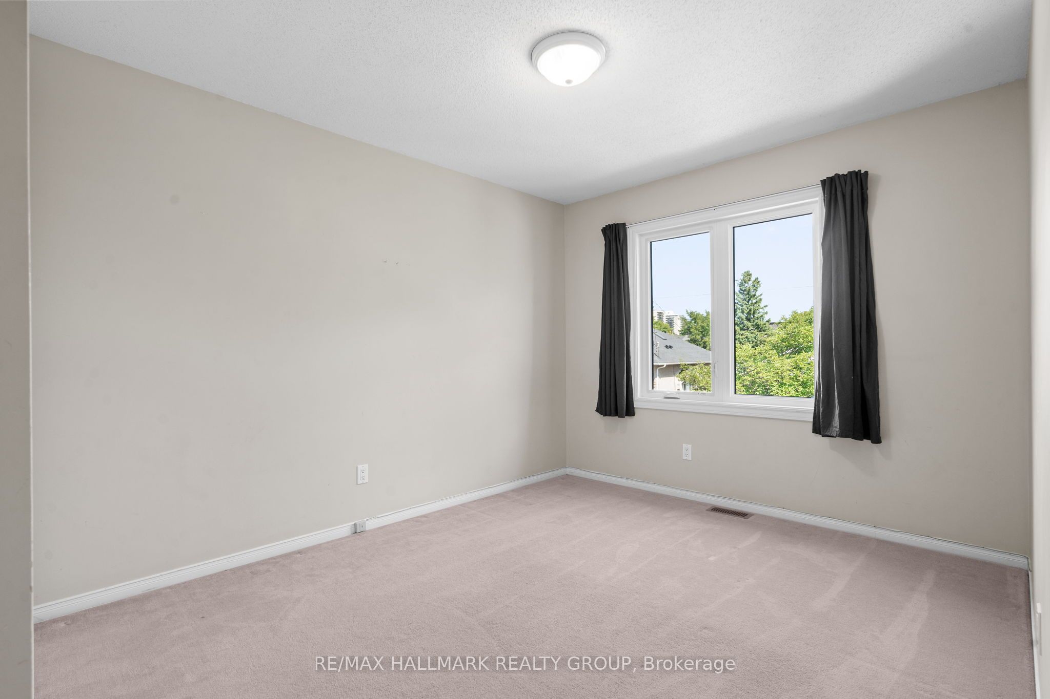 Photo 65 of 200 Glynn Avenue, Ottawa, Overbrook/Castle Heights — HOMEH