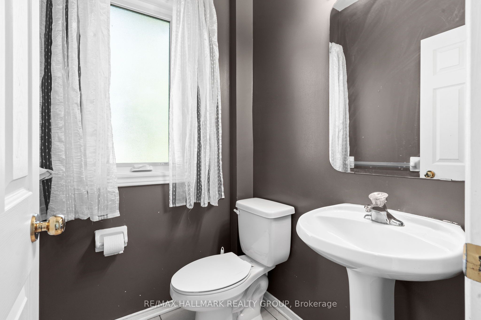 Photo 44 of 200 Glynn Avenue, Ottawa, Overbrook/Castle Heights — HOMEH