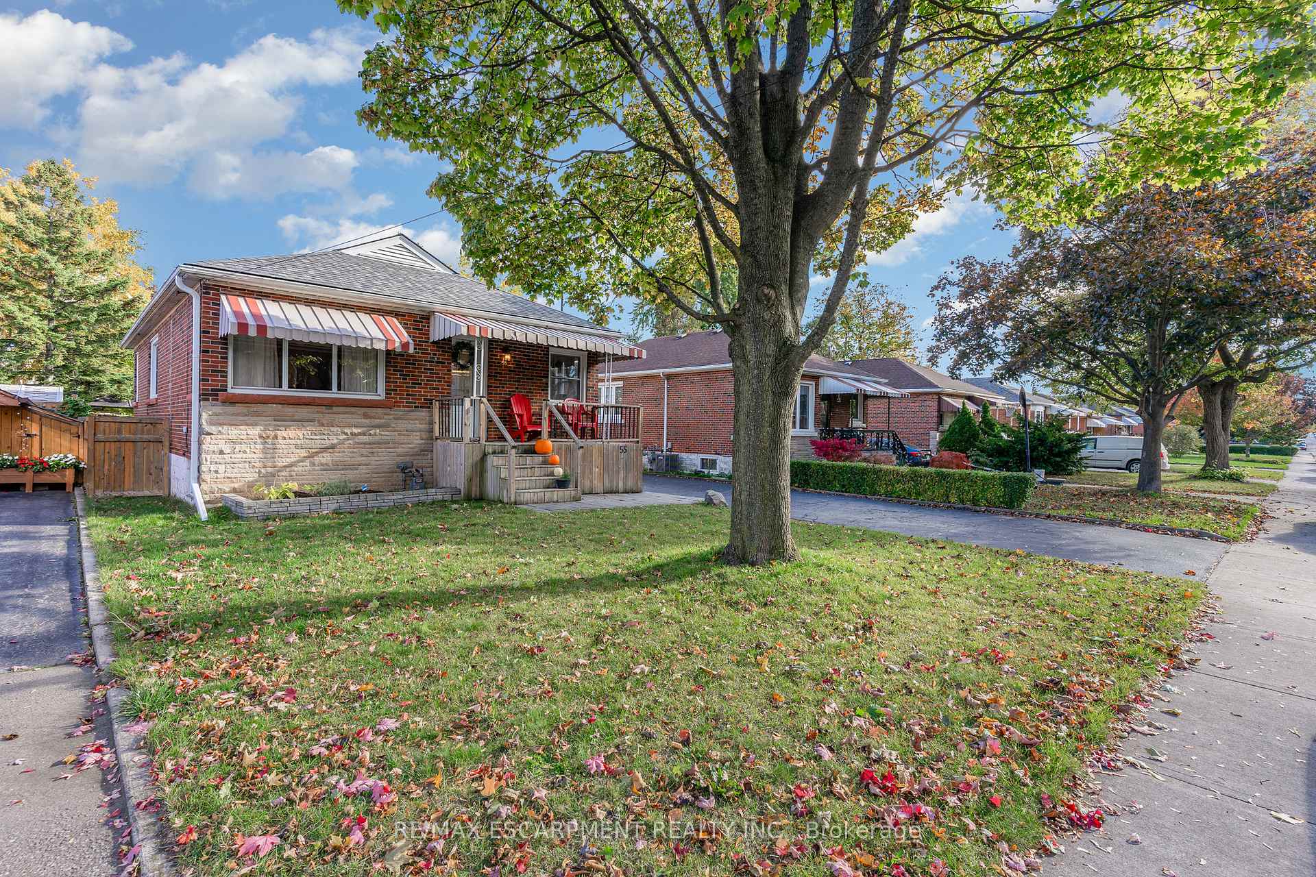 Photo 1 of 55 East 44th Street, Hamilton, Sunninghill — HOMEH