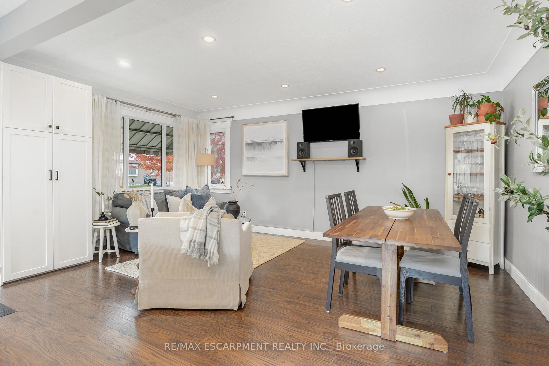 Photo 12 of 55 East 44th Street, Hamilton, Sunninghill — HOMEH