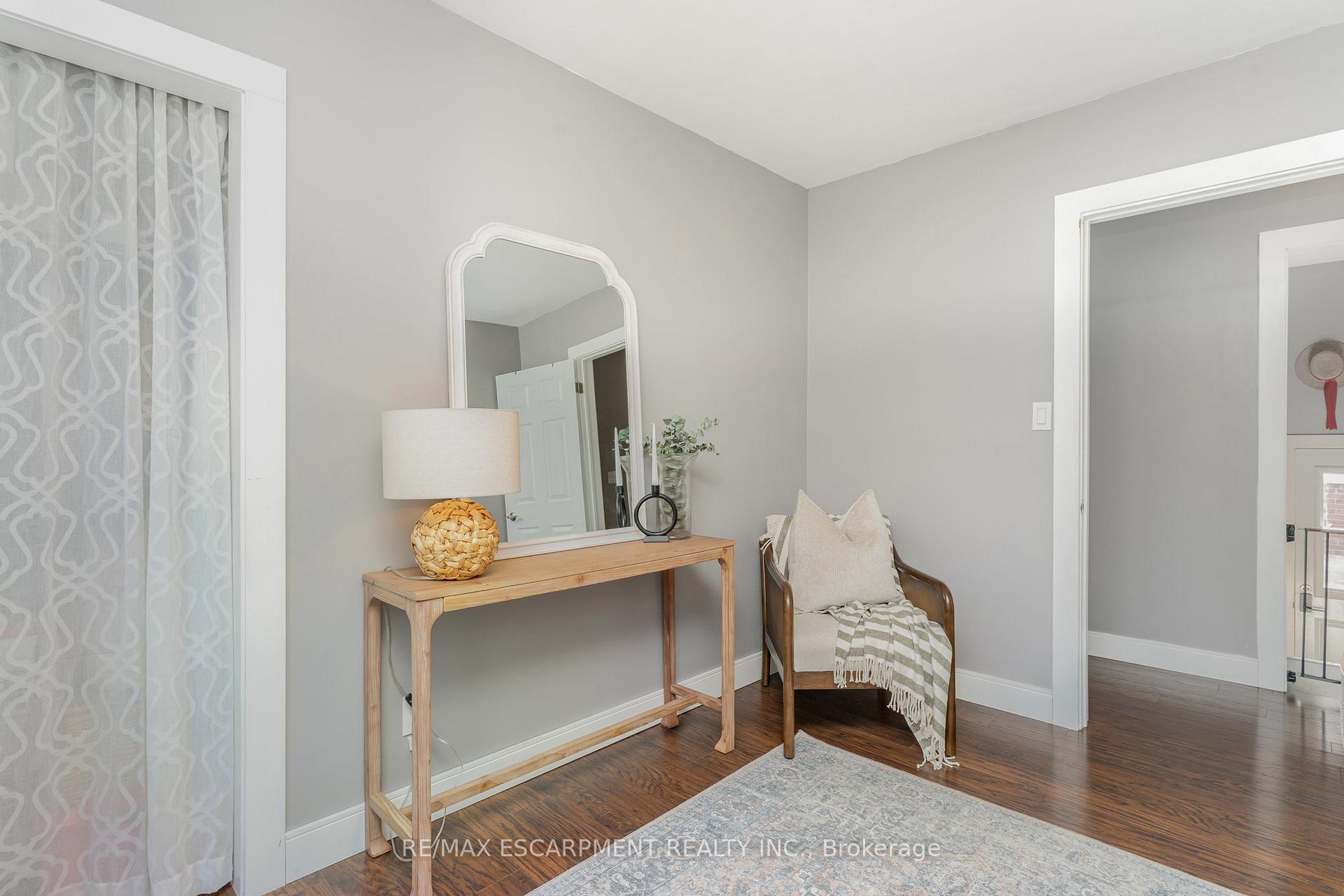 Photo 21 of 55 East 44th Street, Hamilton, Sunninghill — HOMEH