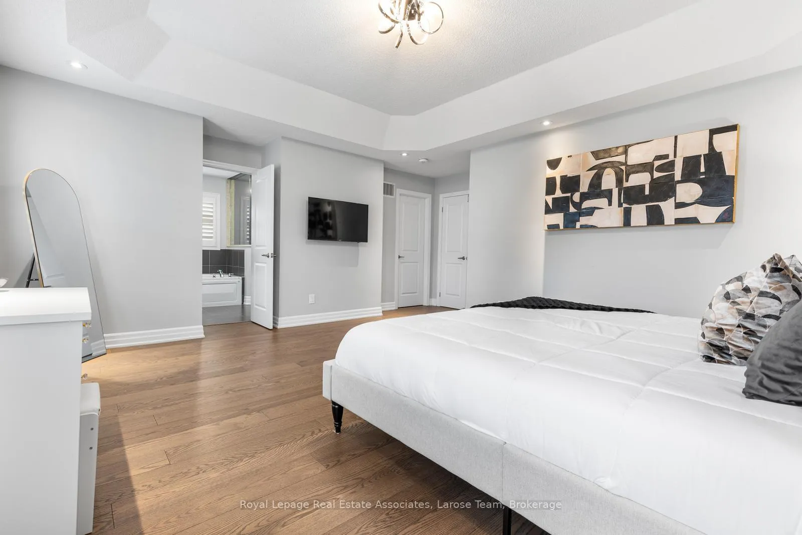 Photo 28 of Unit Main & 2nd Flr., 26 Perdita Road, Brampton, Bram West — HOMEH