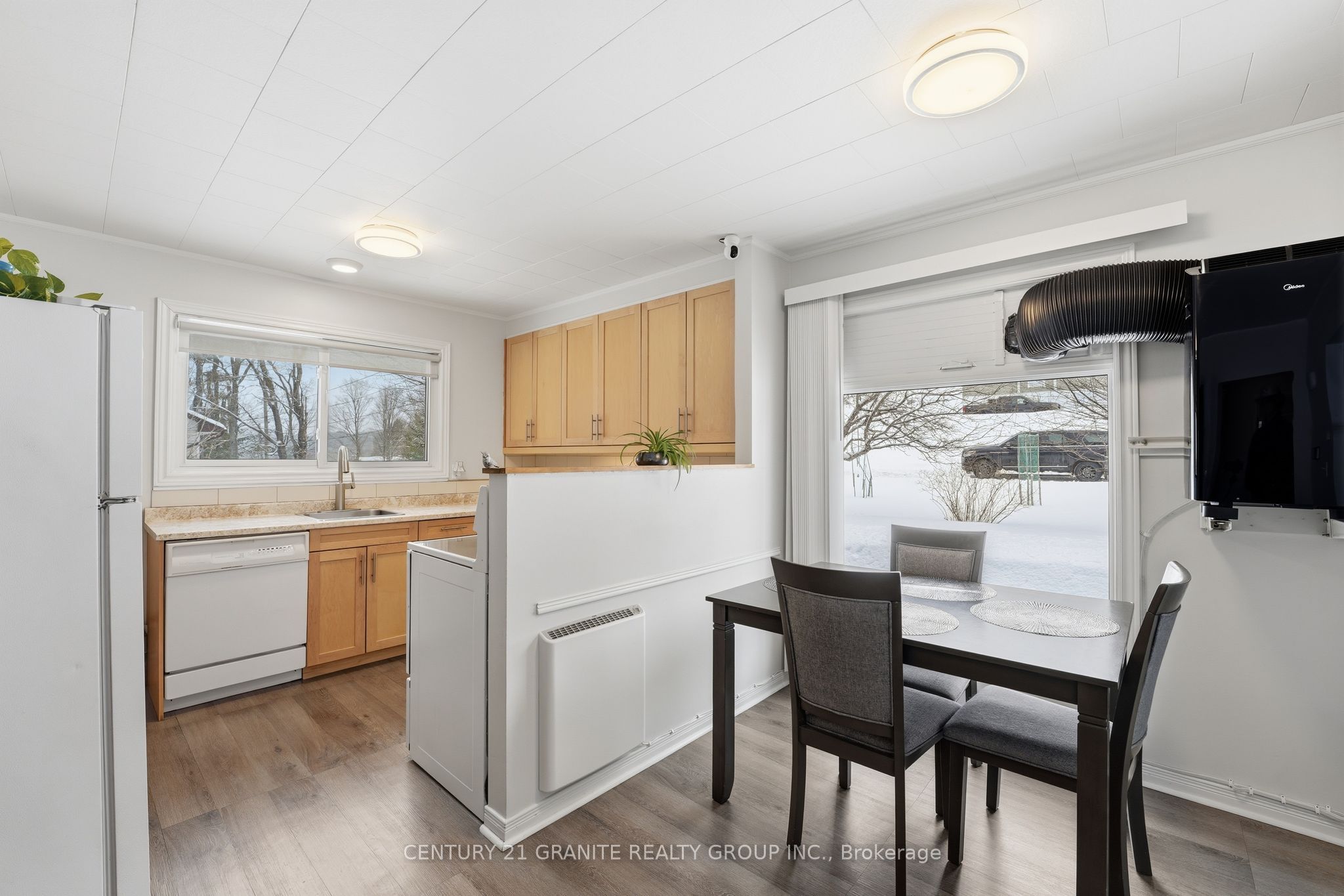 Photo 72 of 12 Forest Hill Road, Bancroft, Bancroft Ward — HOMEH