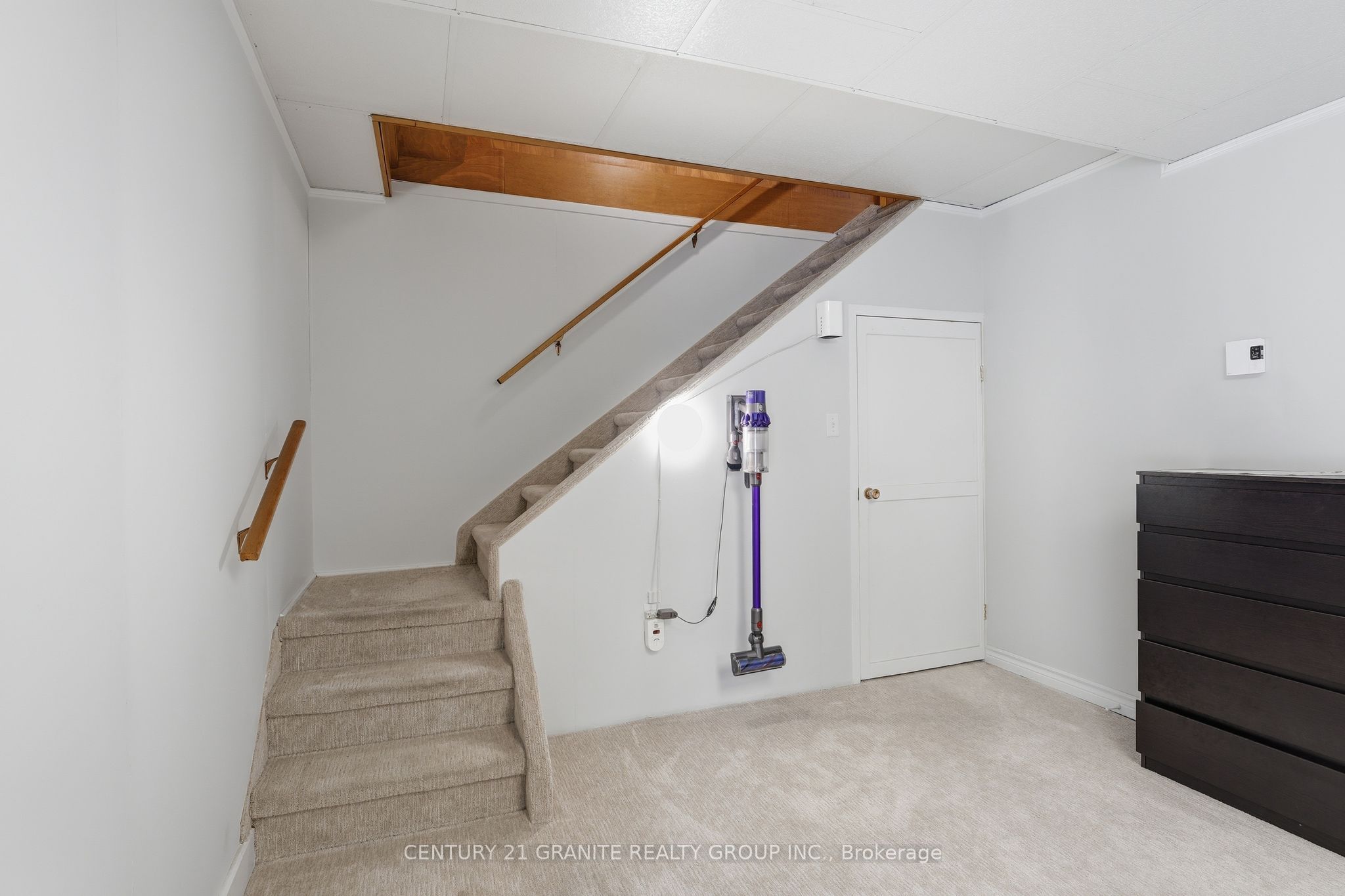 Photo 81 of 12 Forest Hill Road, Bancroft, Bancroft Ward — HOMEH