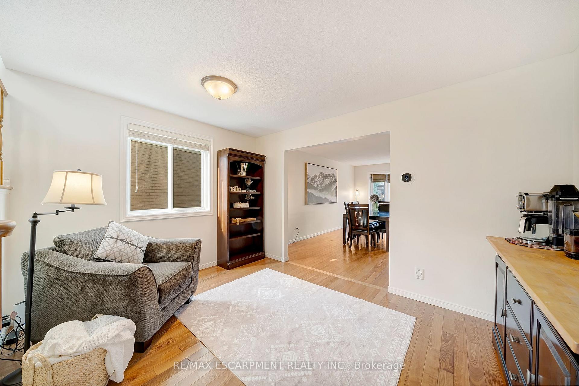 Photo 8 of 141 Templemead Drive, Hamilton, Templemead — HOMEH