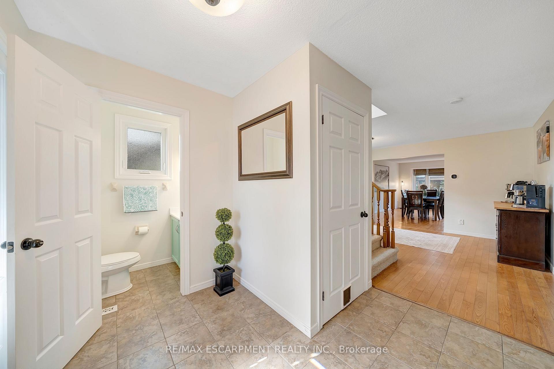 Photo 13 of 141 Templemead Drive, Hamilton, Templemead — HOMEH