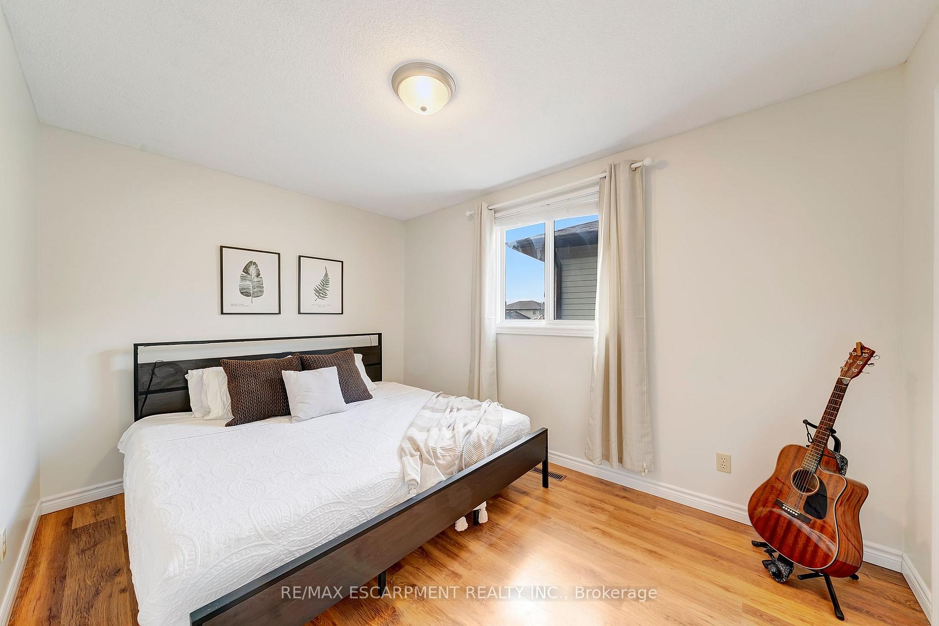 Photo 21 of 141 Templemead Drive, Hamilton, Templemead — HOMEH