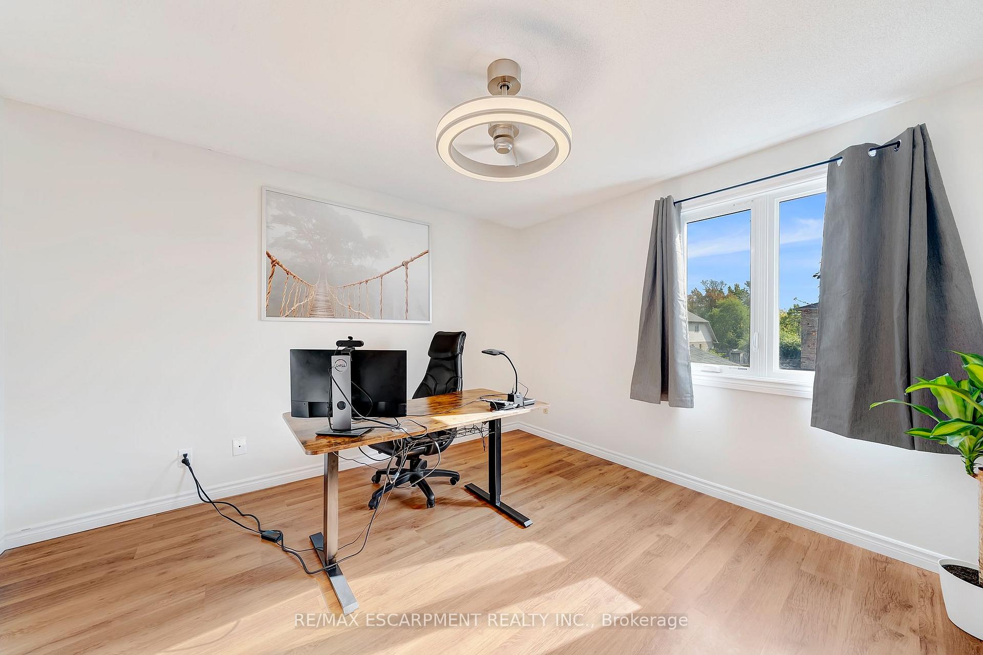 Photo 23 of 141 Templemead Drive, Hamilton, Templemead — HOMEH