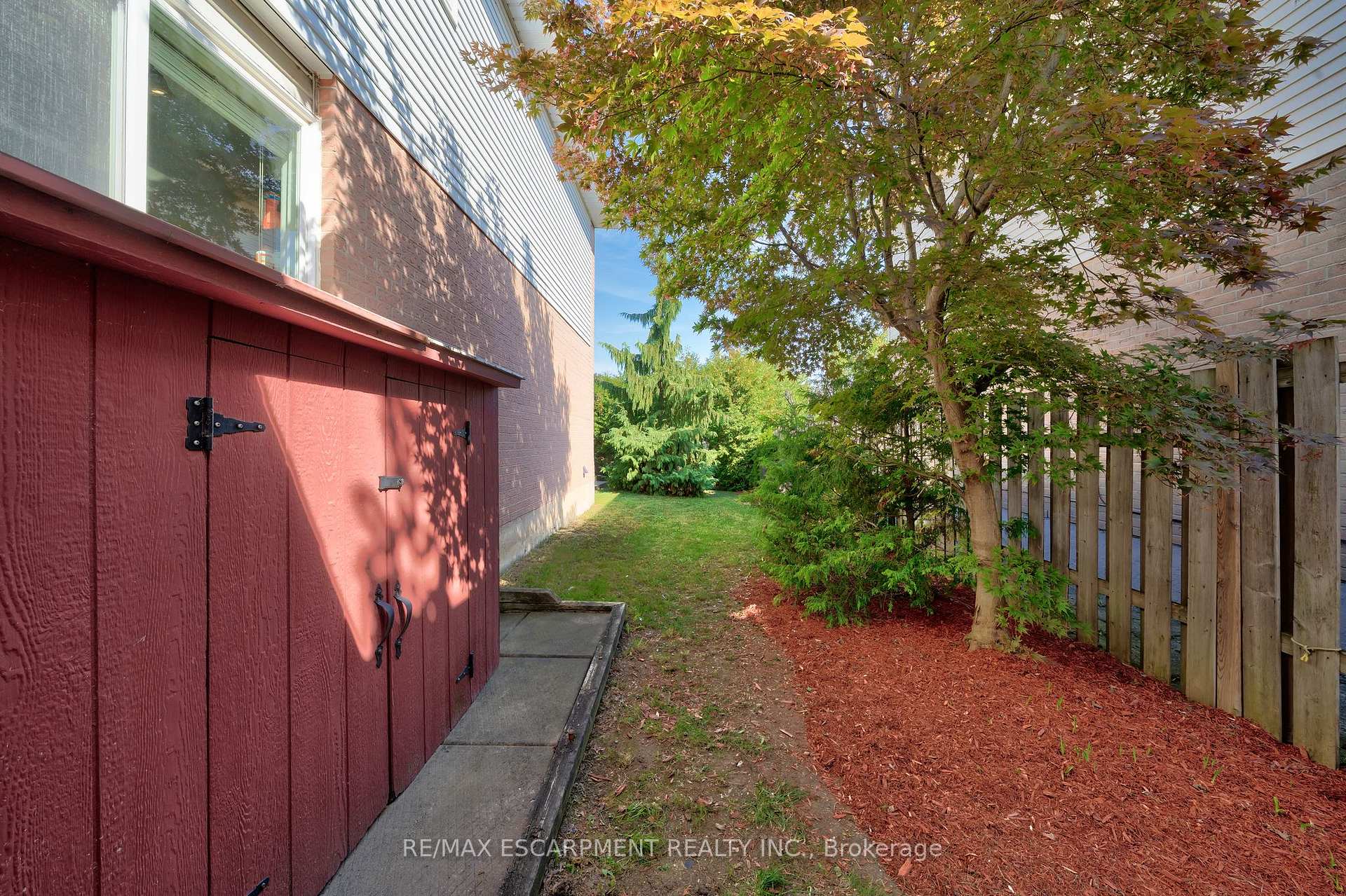 Photo 26 of 141 Templemead Drive, Hamilton, Templemead — HOMEH