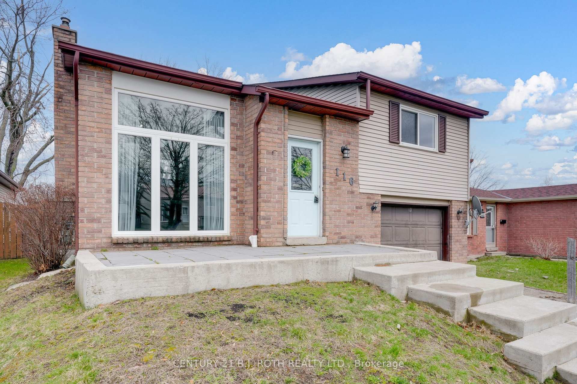 Photo 1 of 116 Shakespeare Crescent, Barrie, Letitia Heights — HOMEH