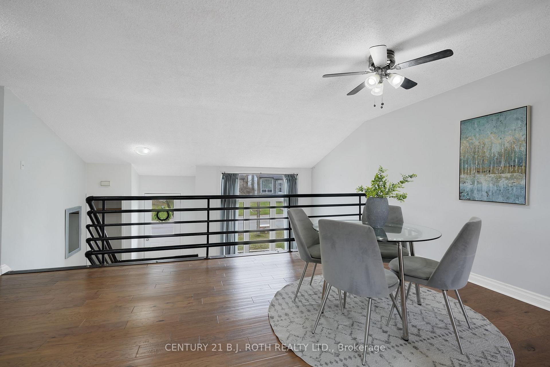 Photo 17 of 116 Shakespeare Crescent, Barrie, Letitia Heights — HOMEH