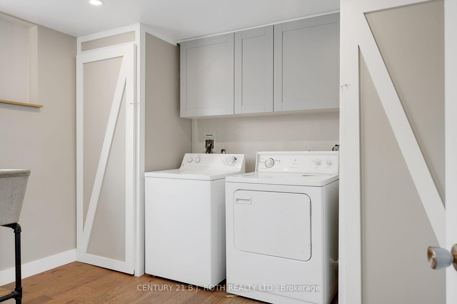 Photo 34 of 116 Shakespeare Crescent, Barrie, Letitia Heights — HOMEH