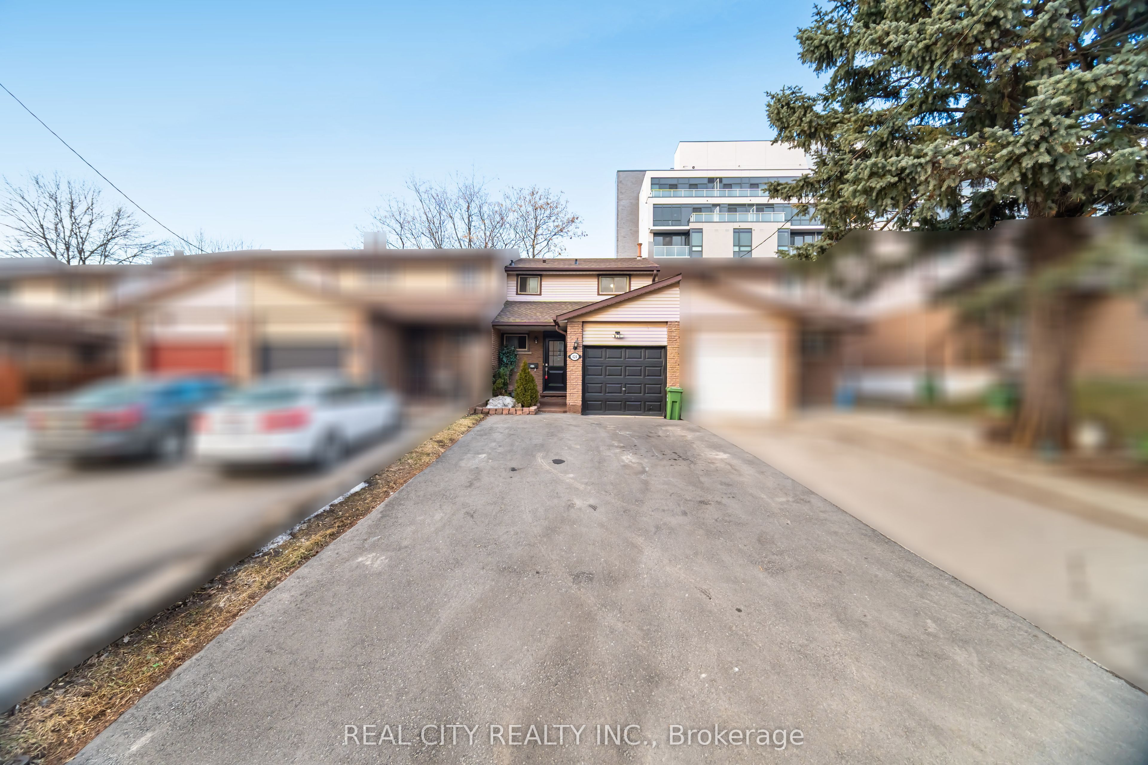 Photo 53 of 424 Jackson Street W, Hamilton, Kirkendall — HOMEH