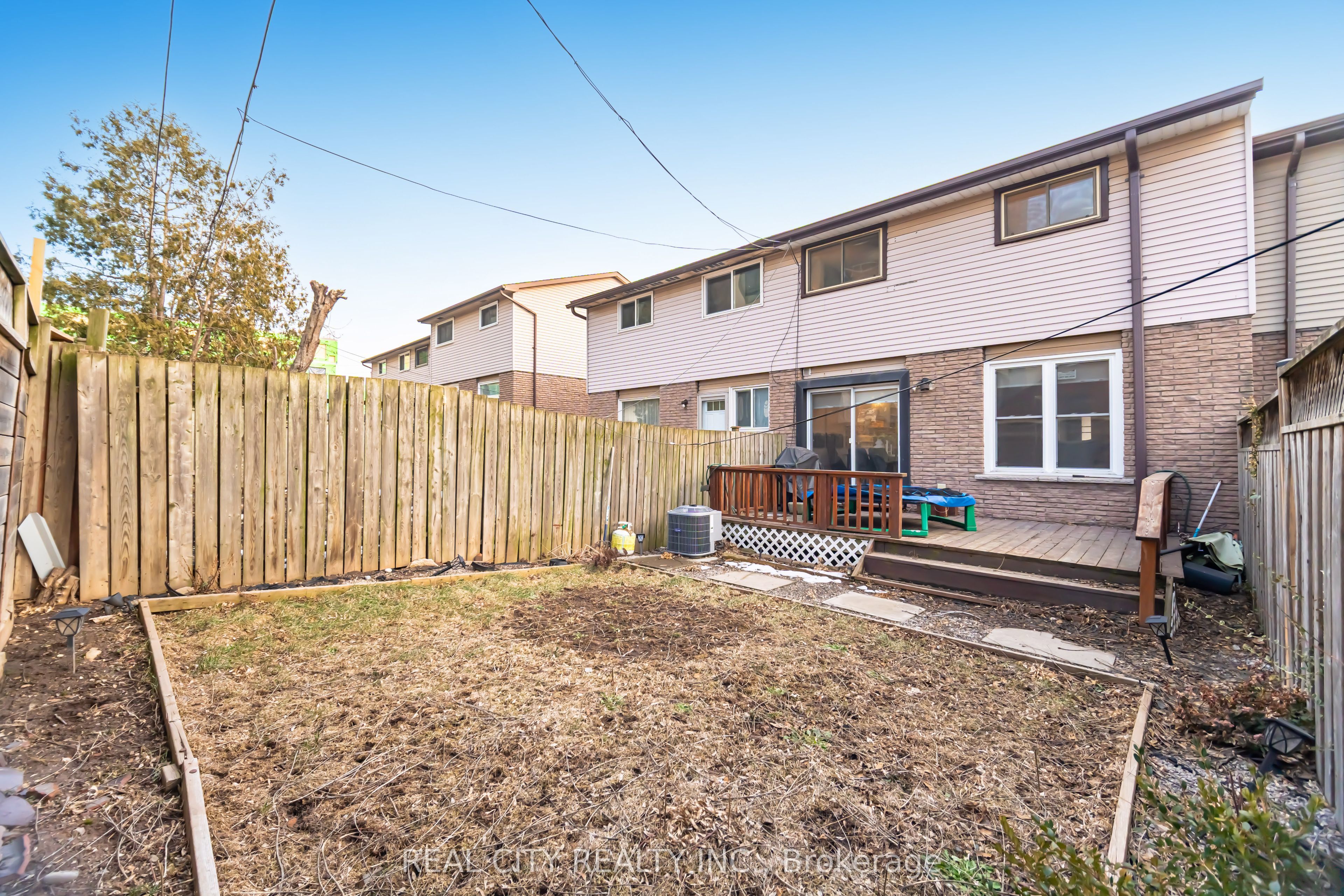 Photo 97 of 424 Jackson Street W, Hamilton, Kirkendall — HOMEH