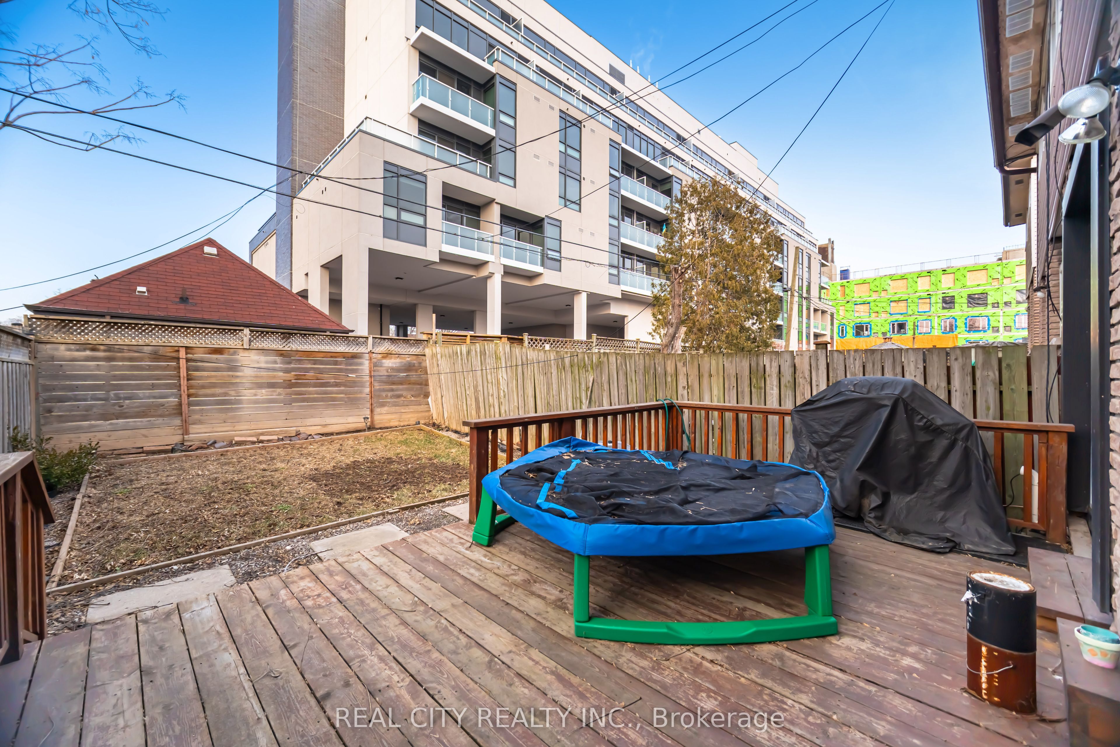 Photo 95 of 424 Jackson Street W, Hamilton, Kirkendall — HOMEH