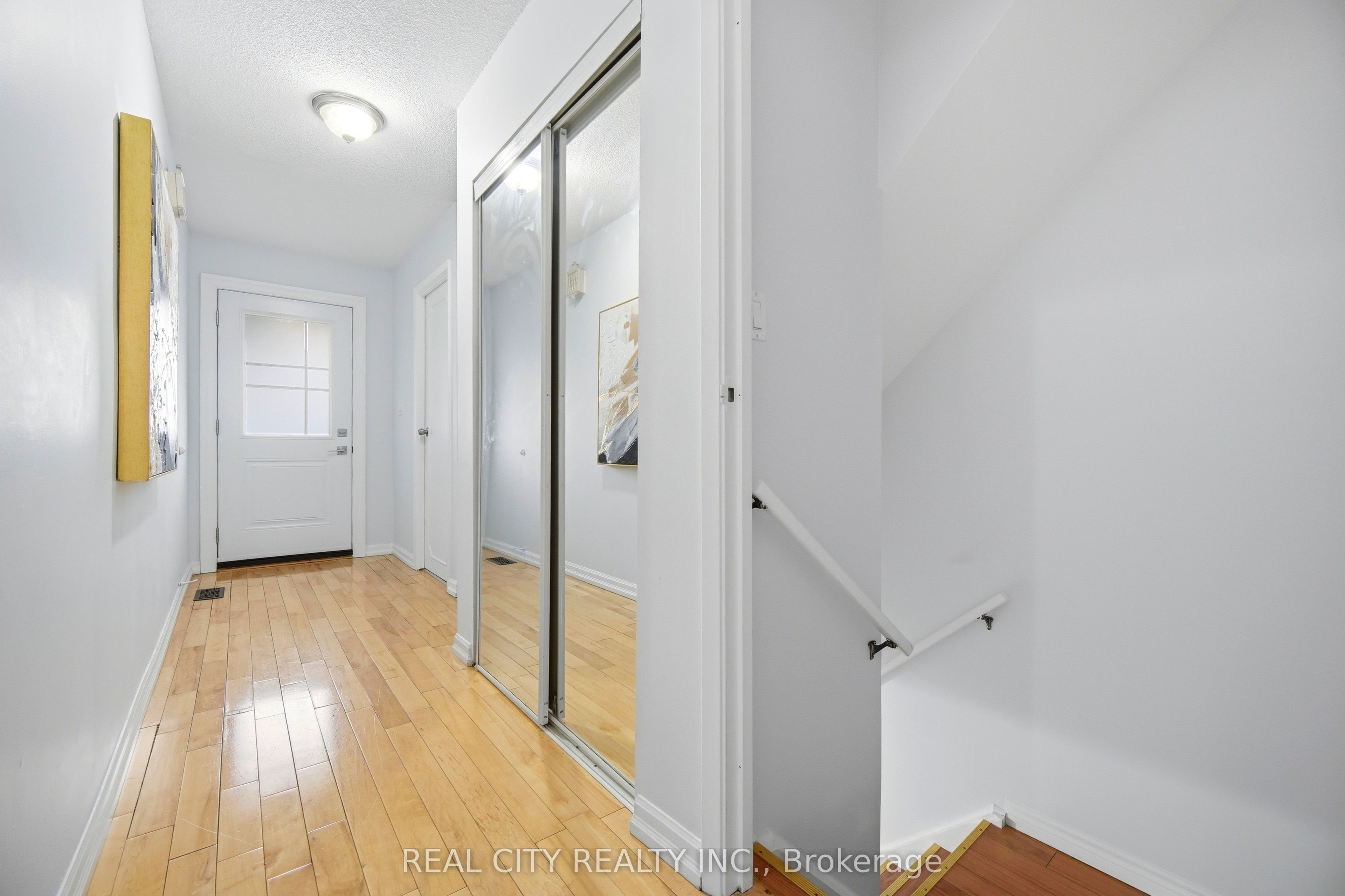 Photo 84 of 424 Jackson Street W, Hamilton, Kirkendall — HOMEH