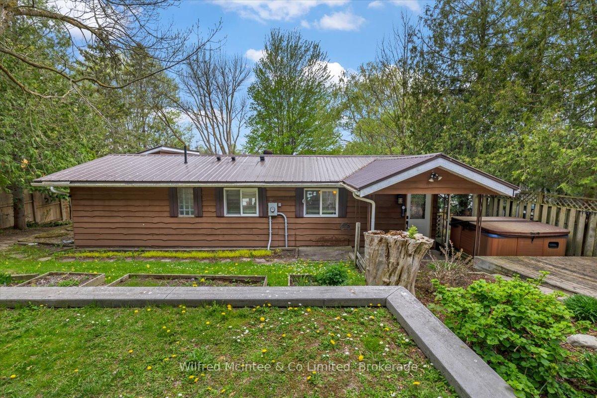 Photo 8 of 822 Marl Lake Rd 8, Brockton — HOMEH