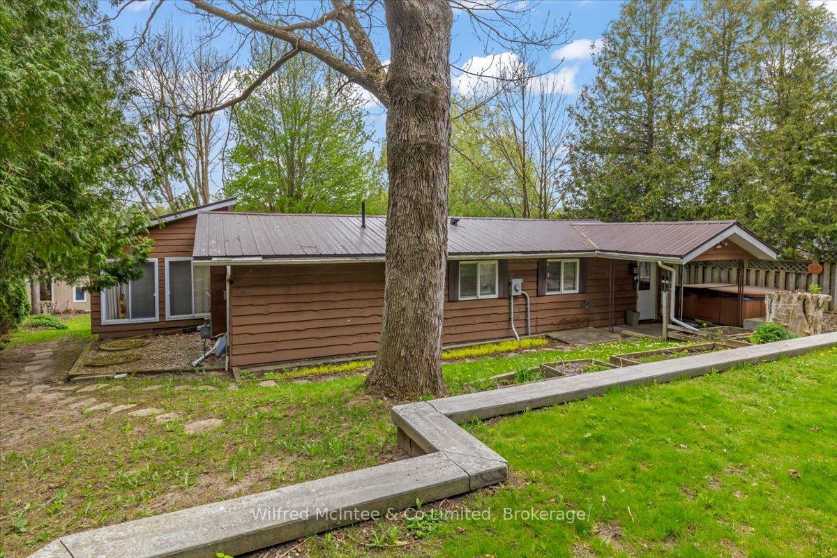 Photo 4 of 822 Marl Lake Rd 8, Brockton — HOMEH