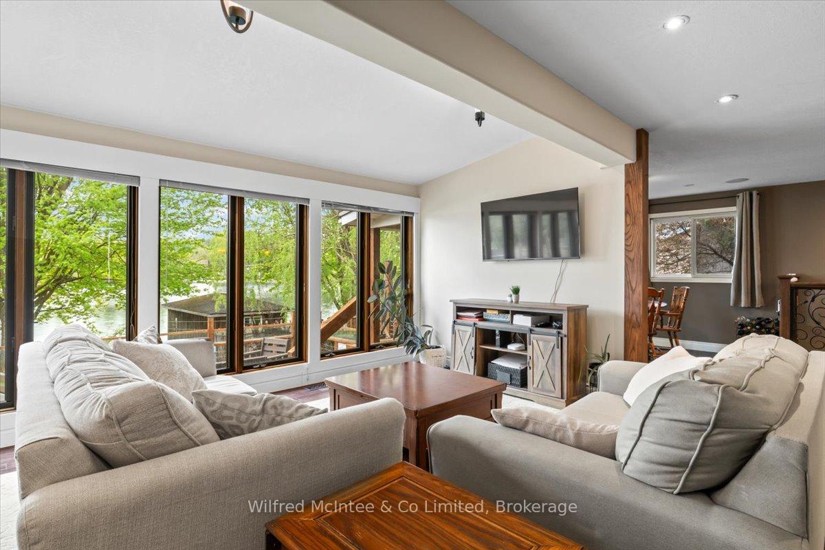 Photo 17 of 822 Marl Lake Rd 8, Brockton — HOMEH