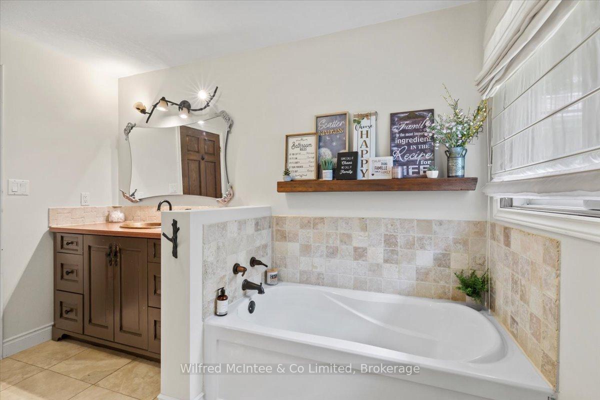 Photo 27 of 822 Marl Lake Rd 8, Brockton — HOMEH