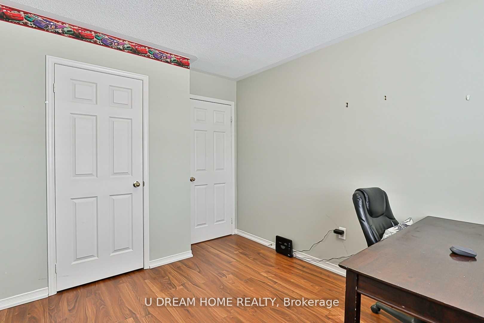 Photo 27 of 82 Barr Crescent, Aurora, Bayview Northeast — HOMEH