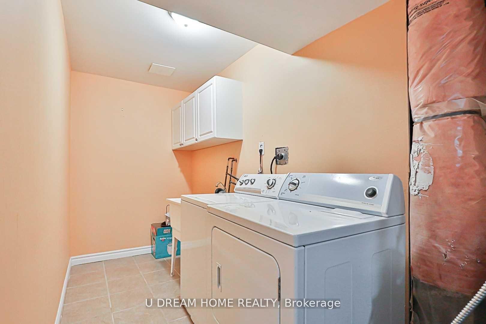 Photo 35 of 82 Barr Crescent, Aurora, Bayview Northeast — HOMEH
