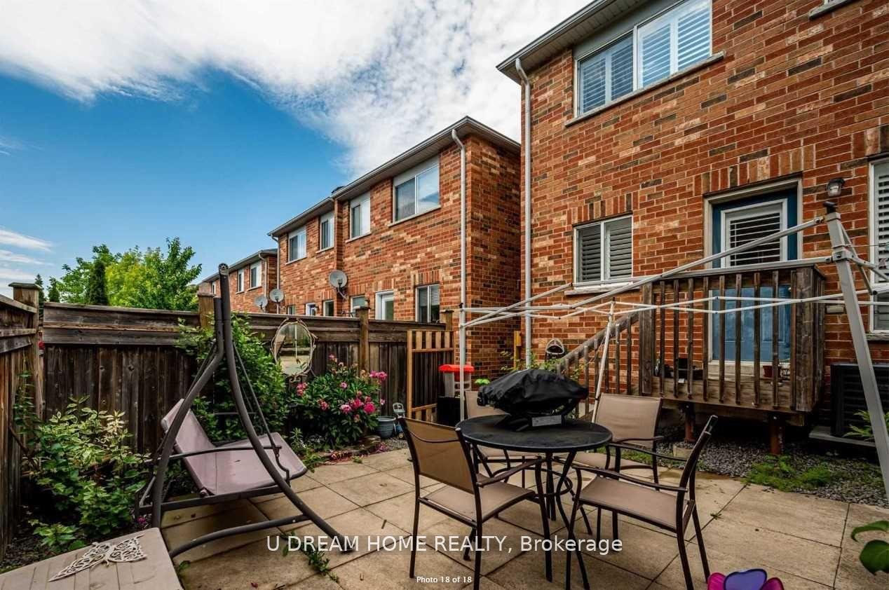 Photo 37 of 82 Barr Crescent, Aurora, Bayview Northeast — HOMEH