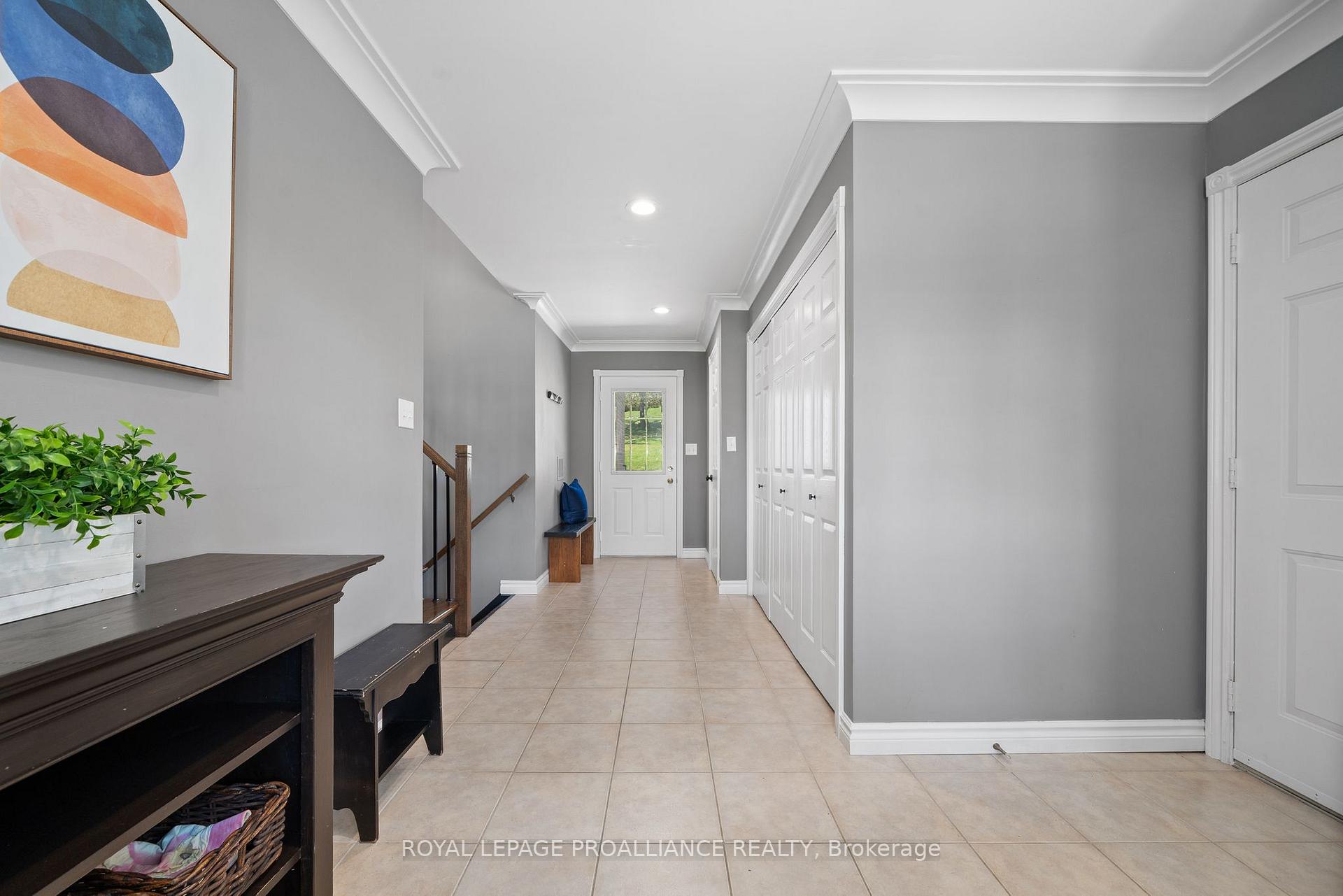 Photo 4 of 616 Old Madoc Road, Belleville, Thurlow Ward — HOMEH