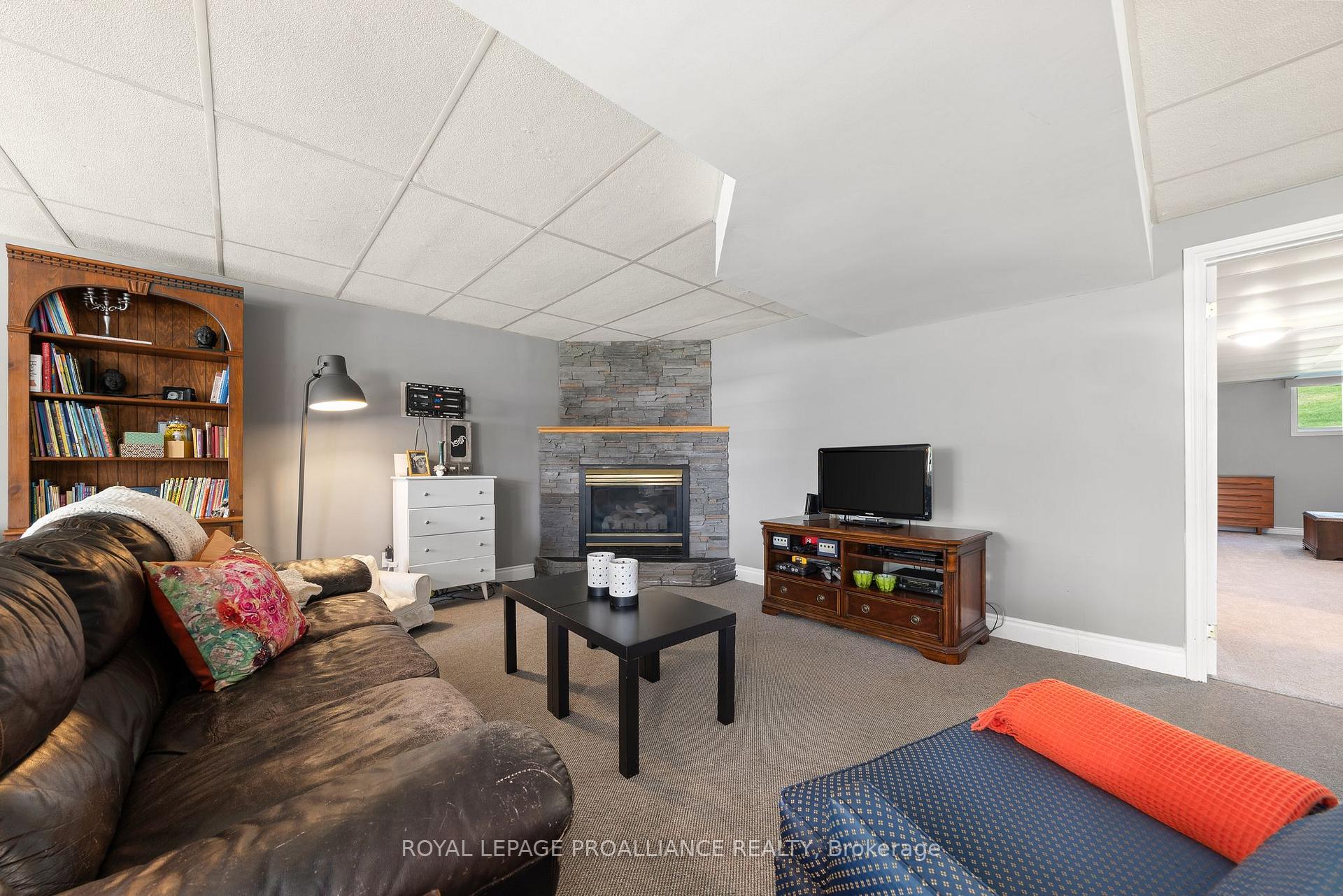 Photo 25 of 616 Old Madoc Road, Belleville, Thurlow Ward — HOMEH