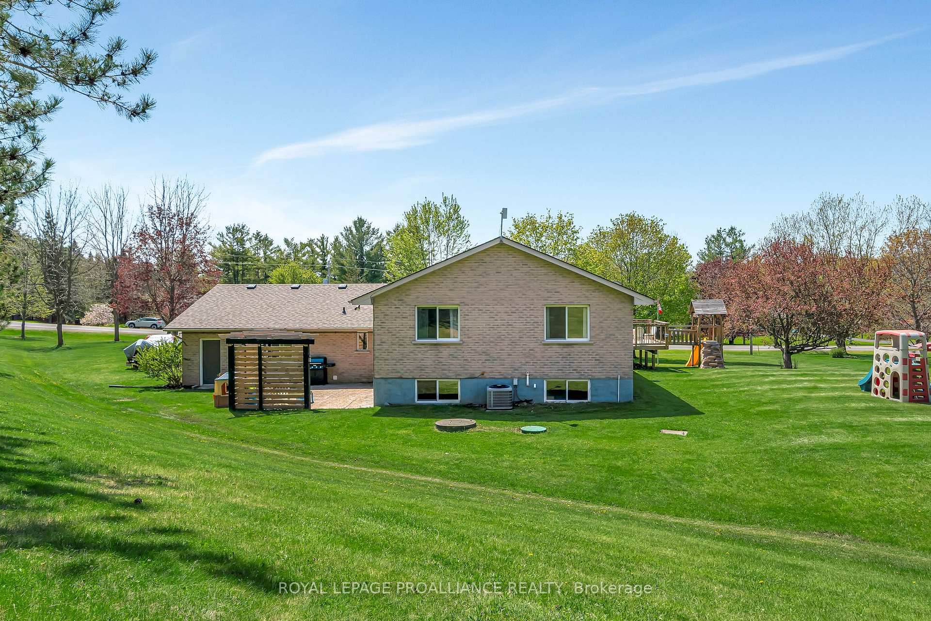 Photo 39 of 616 Old Madoc Road, Belleville, Thurlow Ward — HOMEH