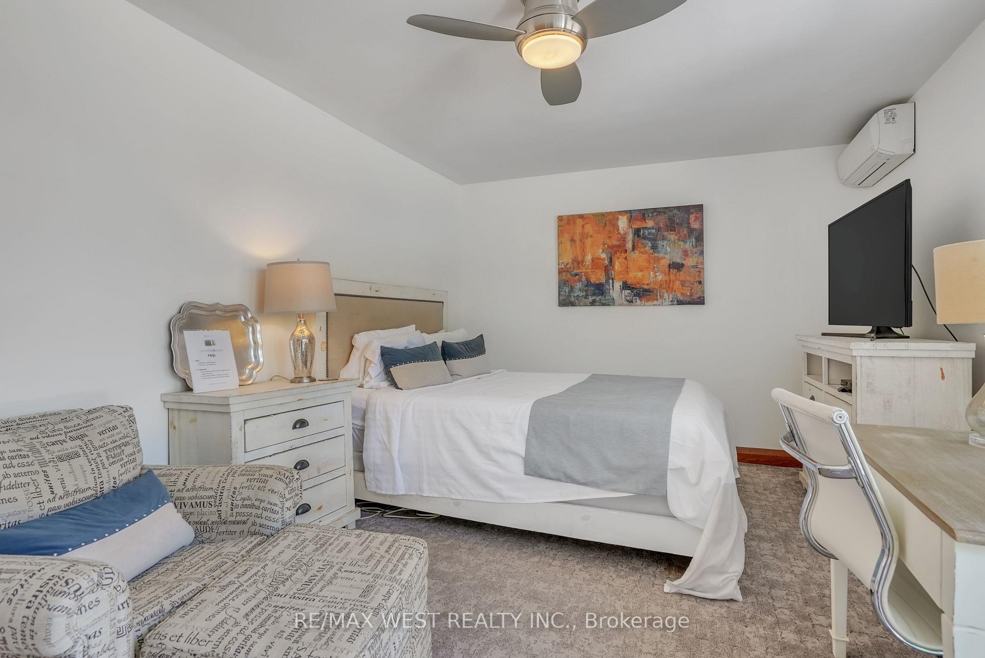 Photo 7 of 15 Parkside Drive, Barrie, Queen's Park — HOMEH