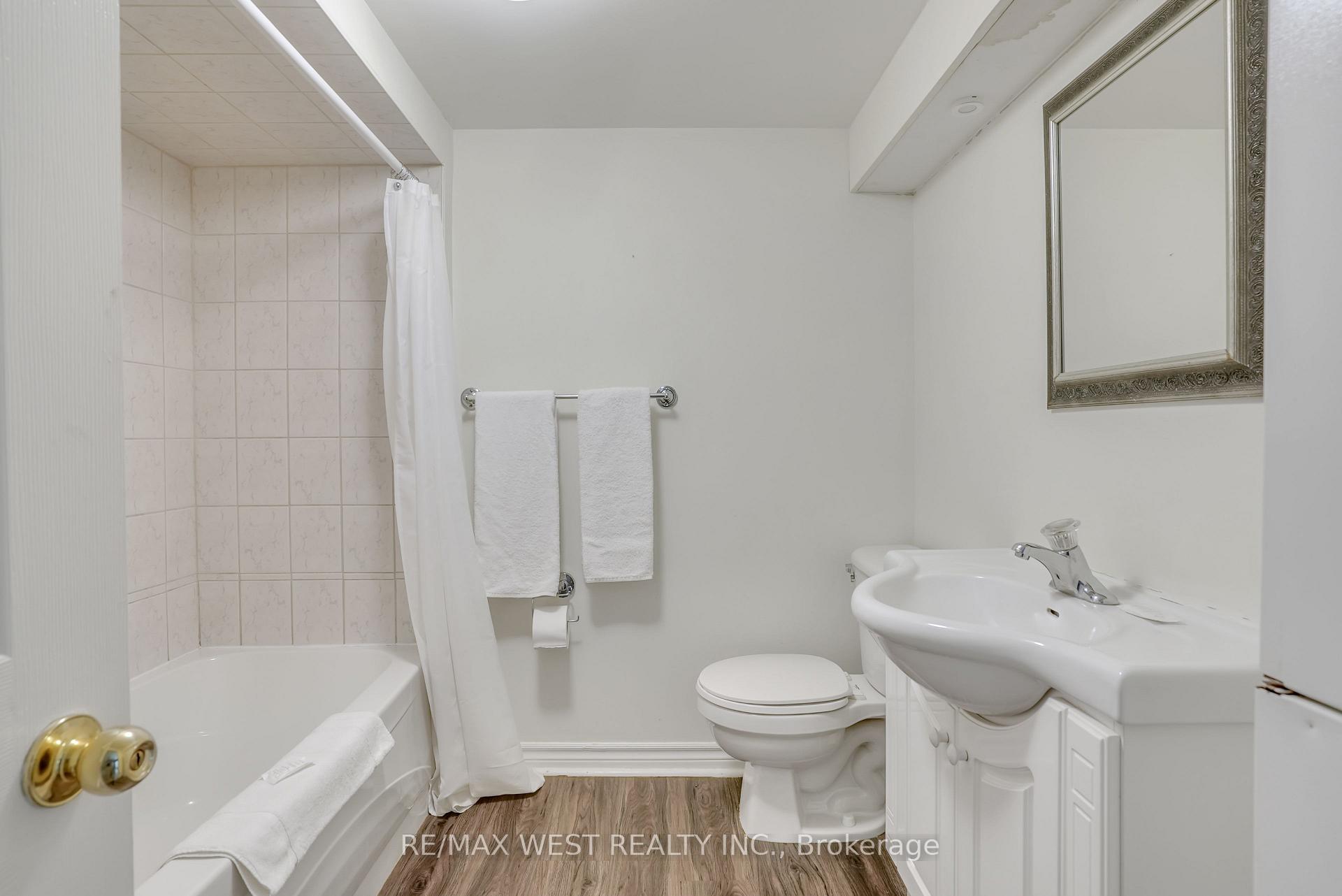 Photo 15 of 15 Parkside Drive, Barrie, Queen's Park — HOMEH