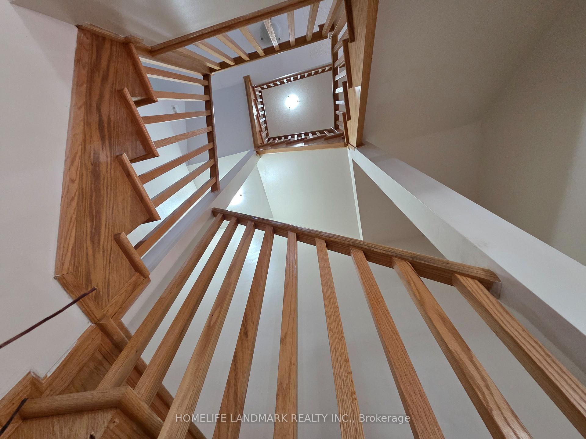 Photo 13 of 17 Birchfield Crescent, Caledon, Rural Caledon — HOMEH