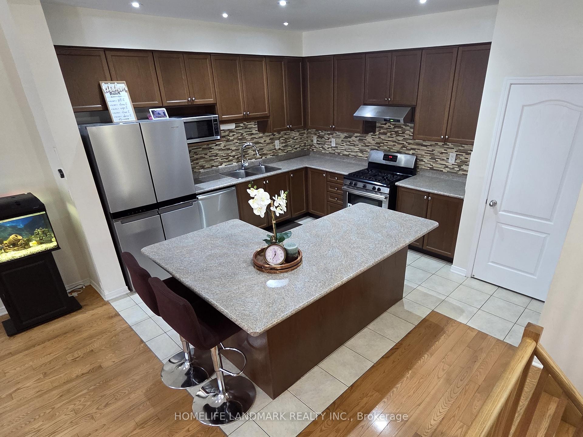Photo 14 of 17 Birchfield Crescent, Caledon, Rural Caledon — HOMEH