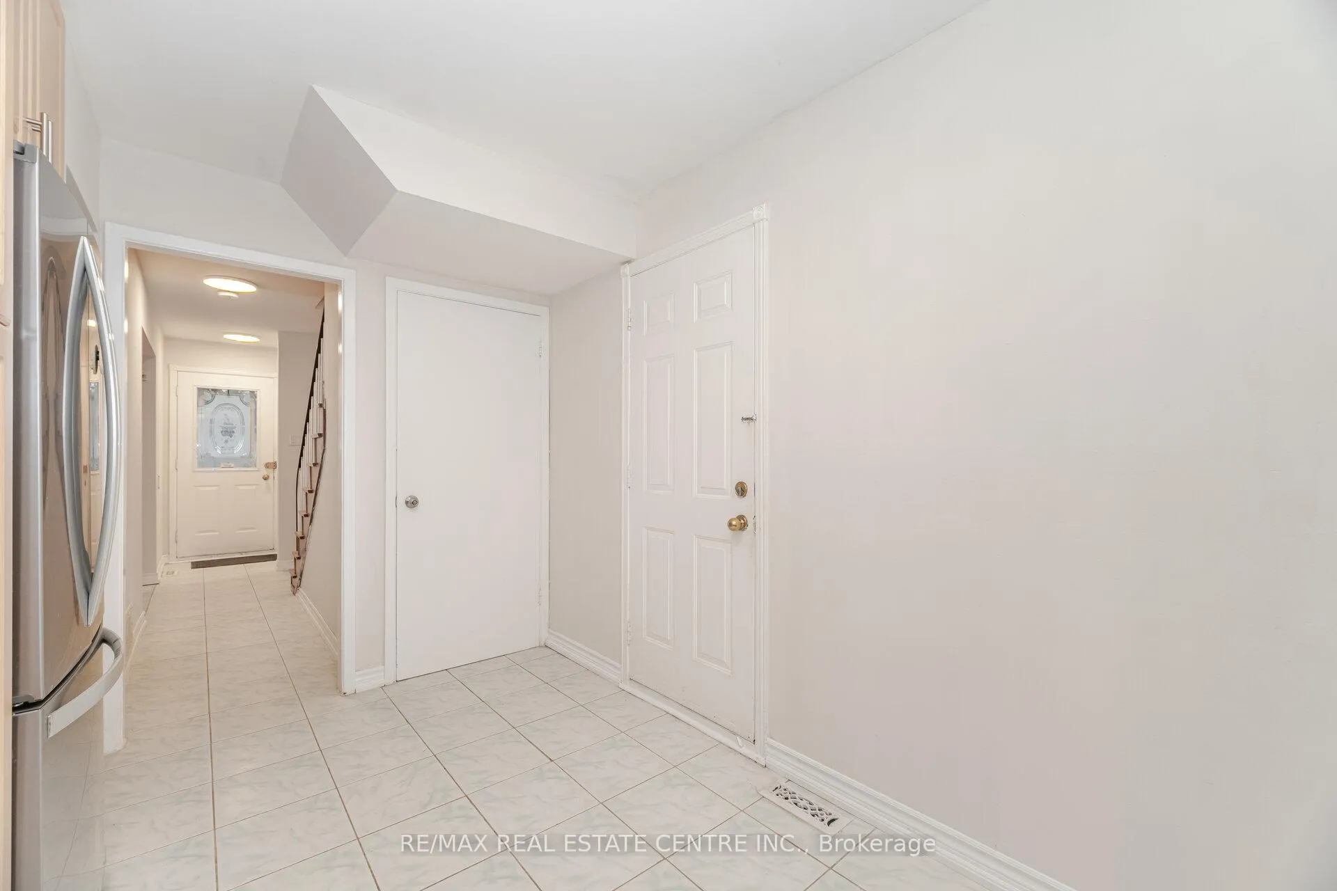 Photo 15 of 51 Crawford Drive, Brampton, Madoc — HOMEH