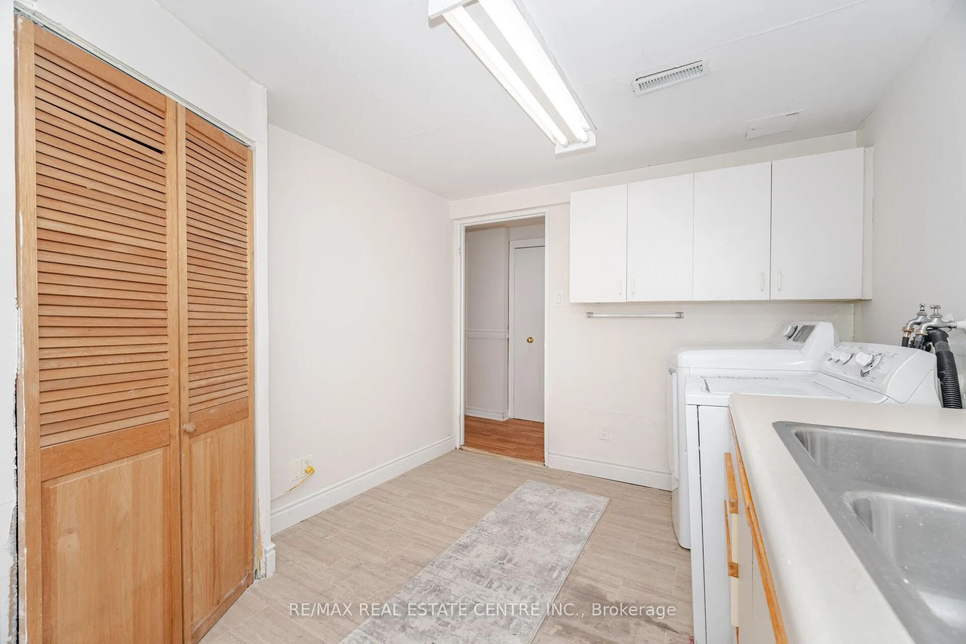 Photo 33 of 51 Crawford Drive, Brampton, Madoc — HOMEH