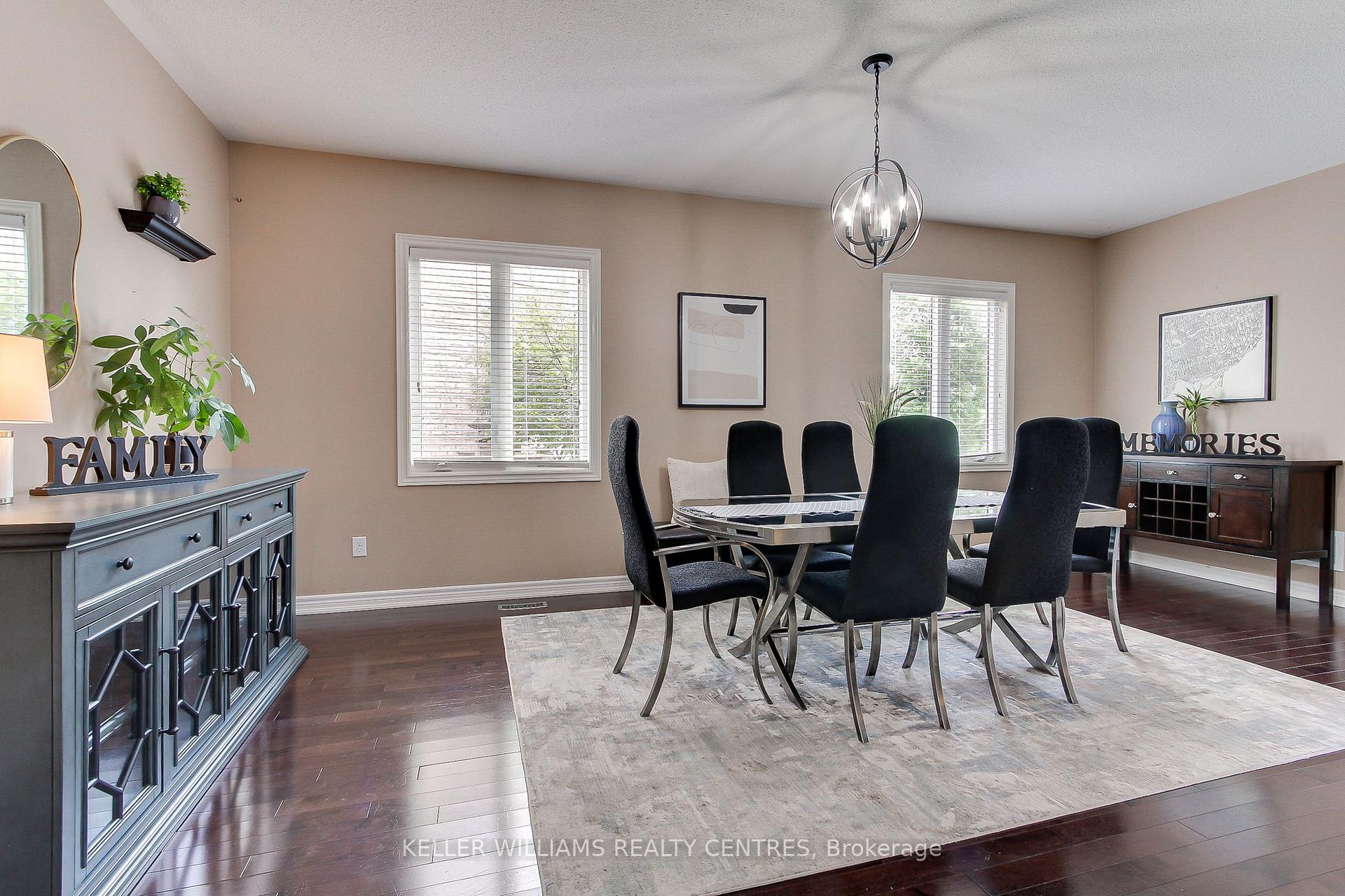 Photo 28 of 56 Pointon Street, Aurora, Bayview Northeast — HOMEH