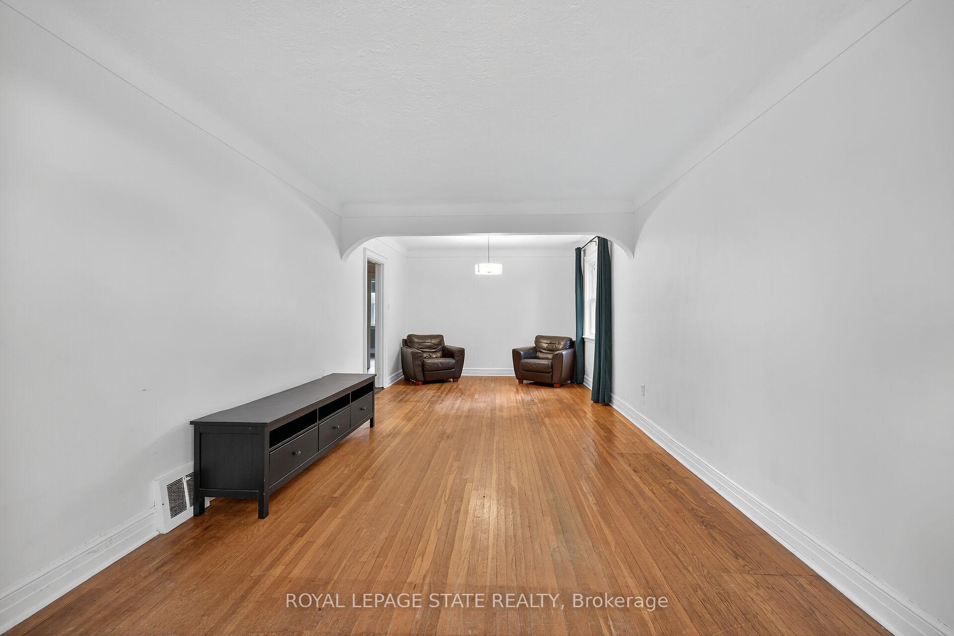 Photo 6 of 76 Wycliffe Avenue, Hamilton, Centremount — HOMEH