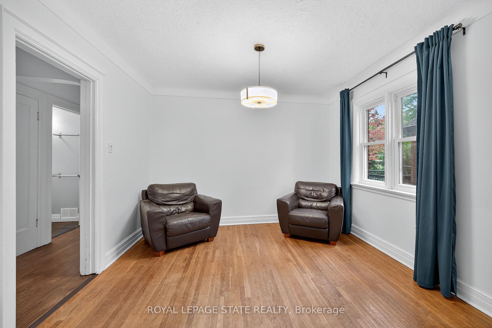 Photo 7 of 76 Wycliffe Avenue, Hamilton, Centremount — HOMEH