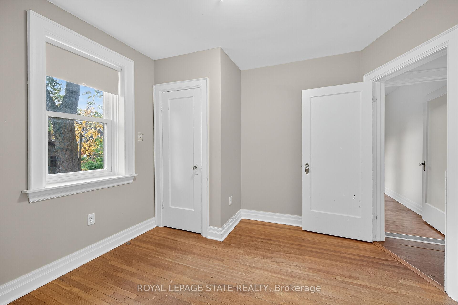 Photo 17 of 76 Wycliffe Avenue, Hamilton, Centremount — HOMEH