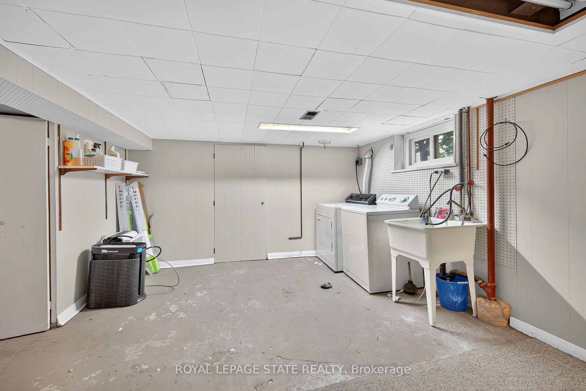 Photo 21 of 76 Wycliffe Avenue, Hamilton, Centremount — HOMEH