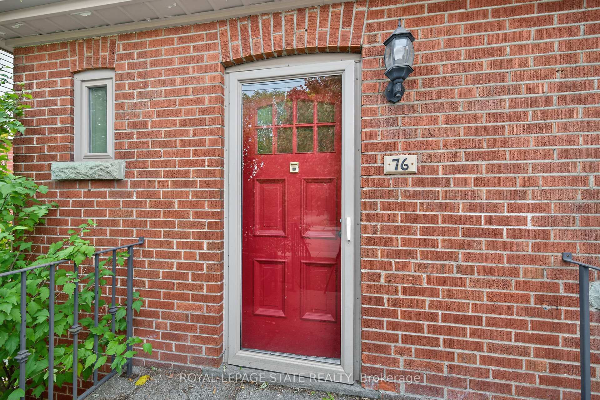 Photo 28 of 76 Wycliffe Avenue, Hamilton, Centremount — HOMEH