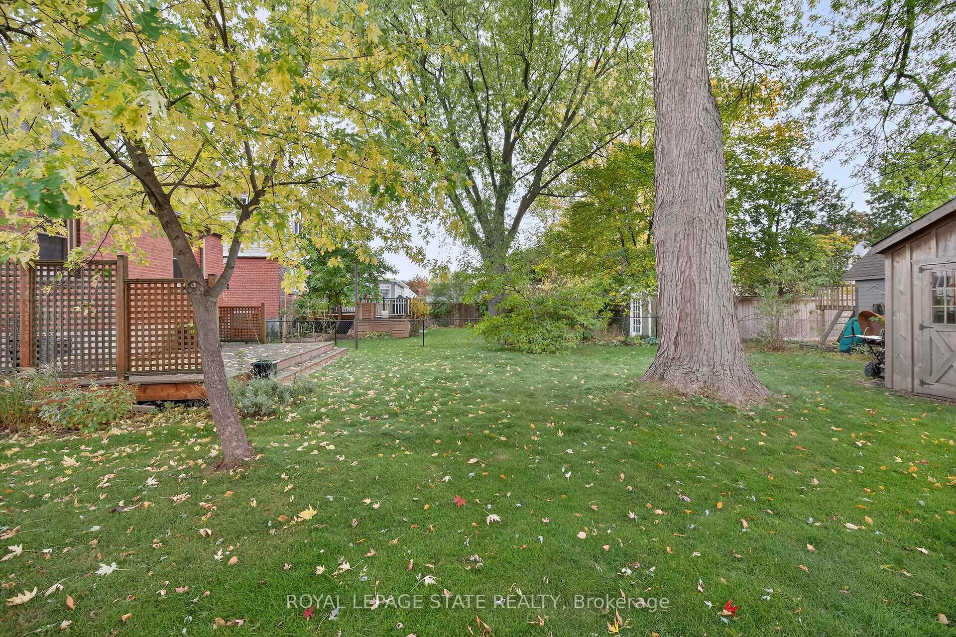 Photo 36 of 76 Wycliffe Avenue, Hamilton, Centremount — HOMEH