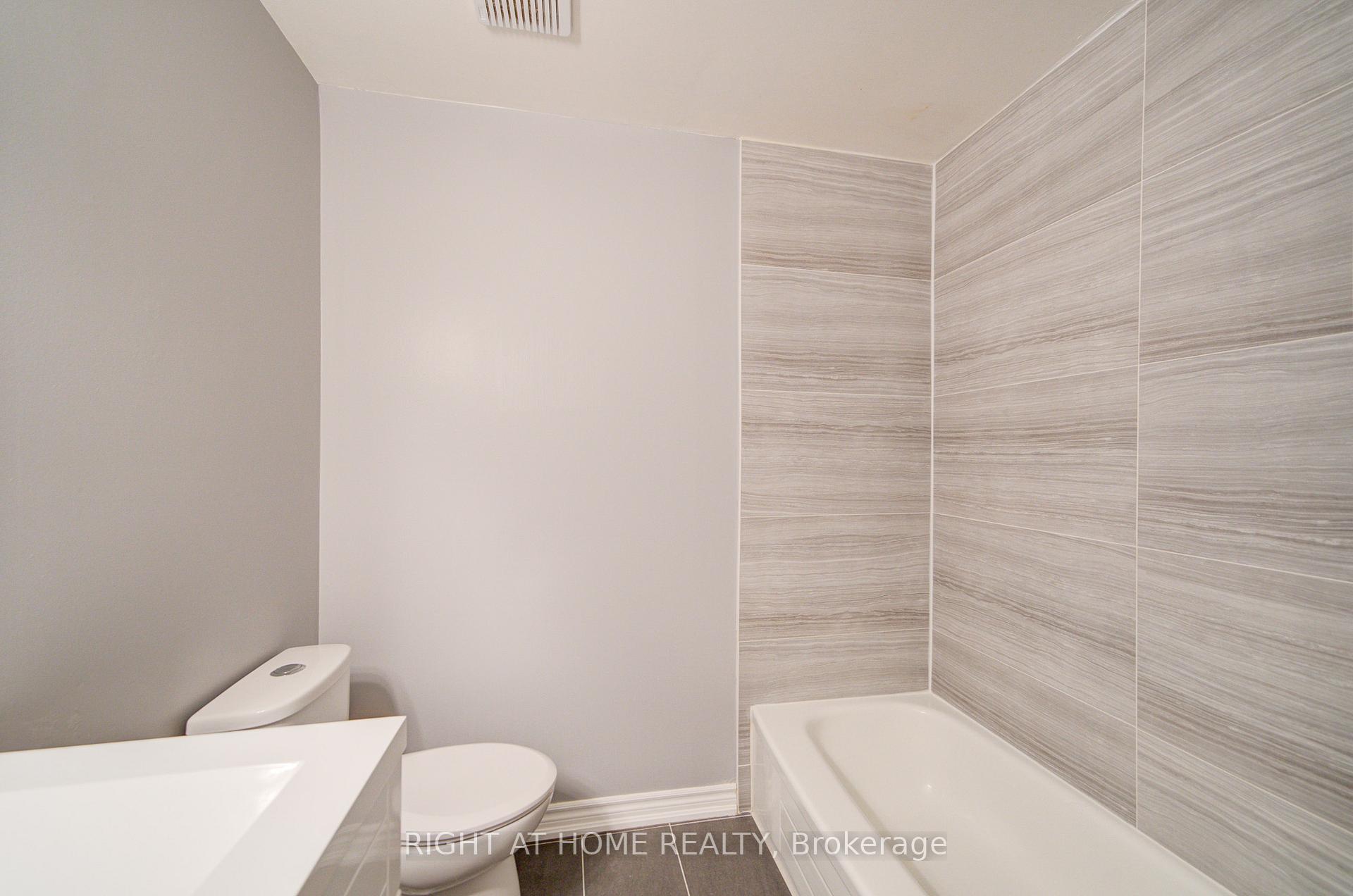 Photo 15 of 52 Rosenfeld Drive, Barrie, Grove East — HOMEH