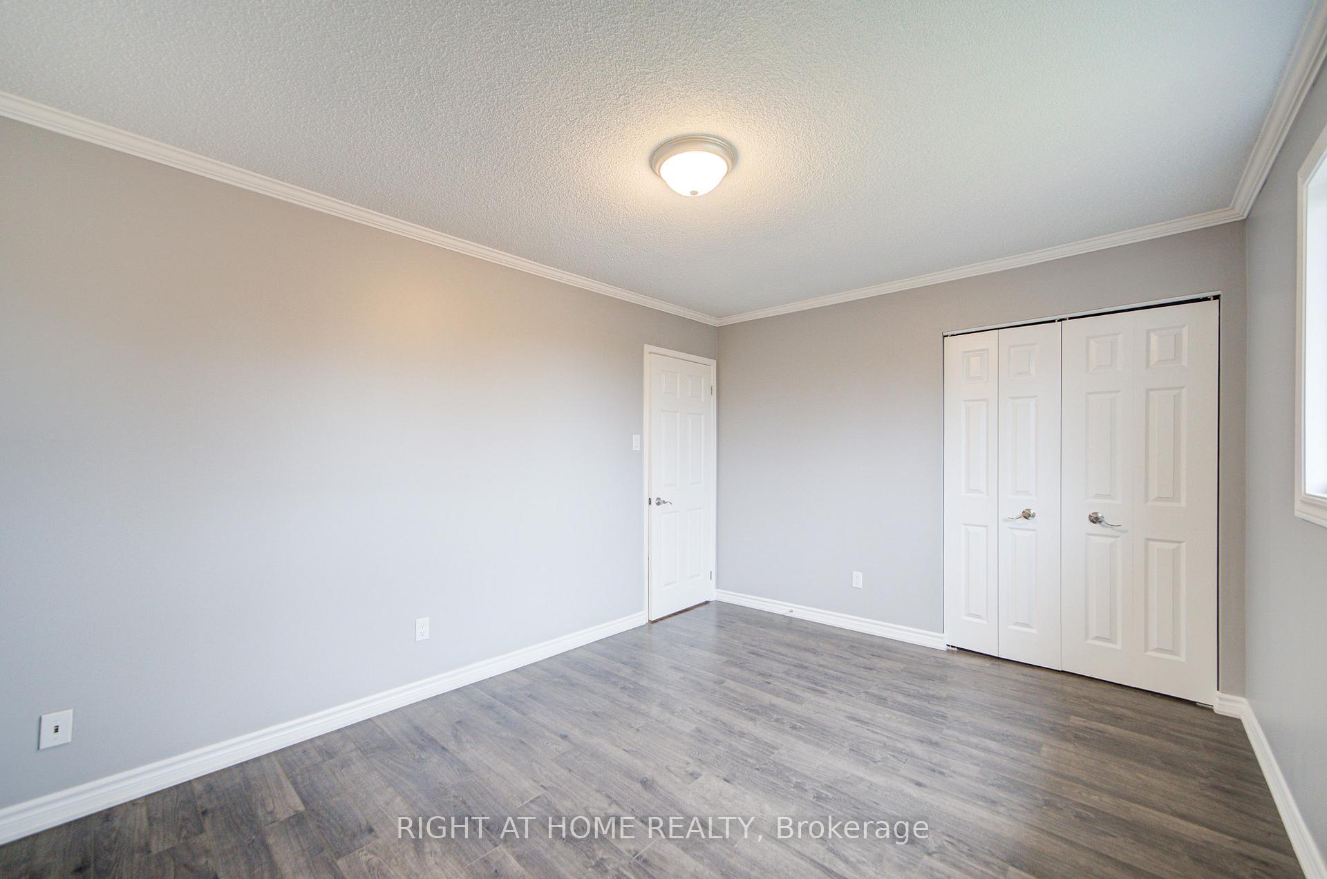Photo 22 of 52 Rosenfeld Drive, Barrie, Grove East — HOMEH