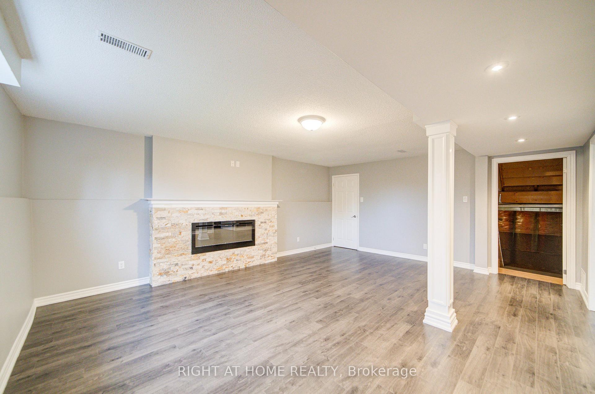 Photo 27 of 52 Rosenfeld Drive, Barrie, Grove East — HOMEH